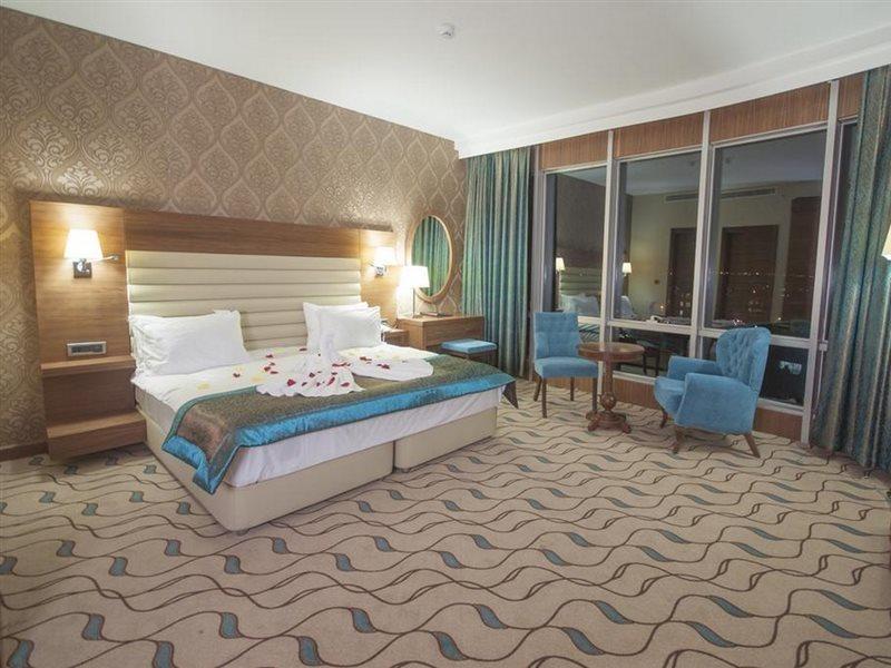 마르기 호텔 에디르네 외부 사진 A room at the hotel