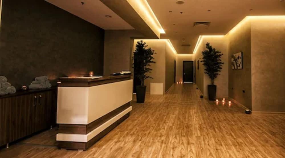 마르기 호텔 에디르네 외부 사진 Interior of a spa