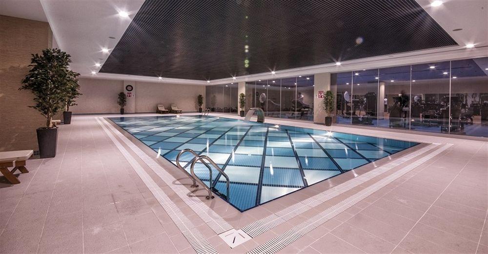 마르기 호텔 에디르네 외부 사진 The pool at the Four Seasons Hotel, Istanbul