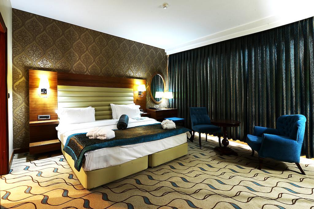 마르기 호텔 에디르네 외부 사진 A room at the hotel